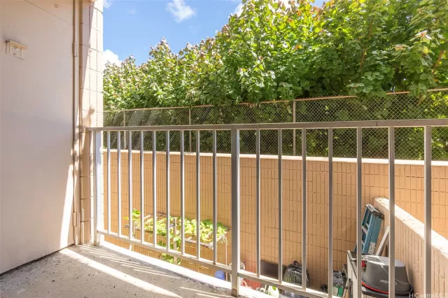 MLS: 202528168 Condo For Sale