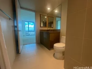 Photo #6: 202528173 Listing 