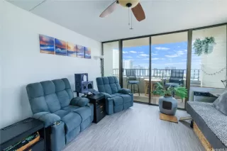 Photo #2: 202528180 Listing 