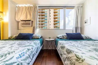 Photo #2: 202528190 Listing 