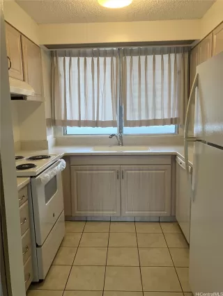 More Details about MLS # 202528192 : 1212 PUNAHOU STREET 2903
