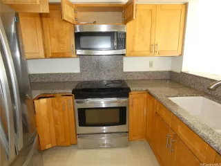 Photo #4: 202528202 Listing 