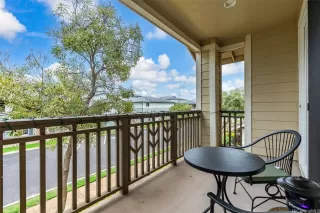 Photo #6: 202528231 Listing 