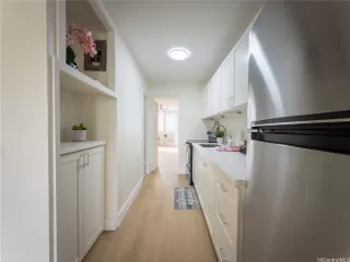 Photo #2: 202528233 Listing 