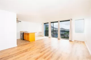 Photo #3: 202528254 Listing 