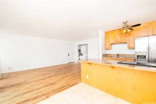 Photo #5: 202528254 Listing 