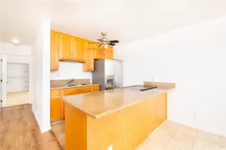 Photo #6: 202528254 Listing 