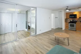 Photo #4: 202528257 Listing 