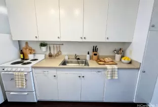 Photo #2: 202528260 Listing 