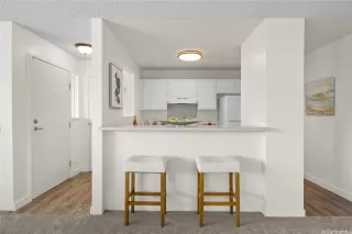 Photo #4: 202528268 Listing 