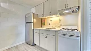 Photo #3: 202528271 Listing 