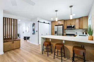 Photo #5: 202528282 Listing 