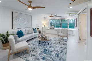 Photo #4: 202528297 Listing 