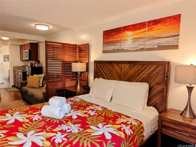 MLS: 202528303 Condo For Sale