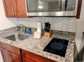 Photo #2: 202528303 Listing 