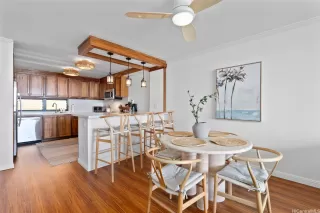 Photo #2: 202528305 Listing 