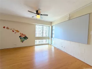 Photo #3: 202528320 Listing 