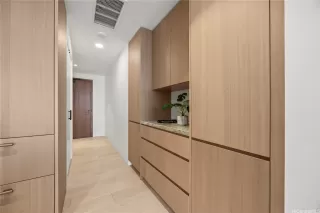 Photo #5: 202528333 Listing 