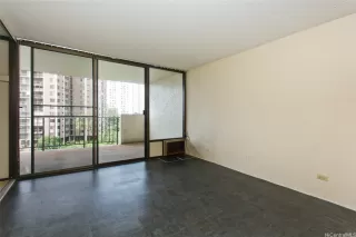 Photo #3: 202528344 Listing 