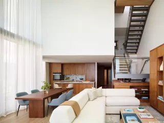 Photo #3: 202528353 Listing 