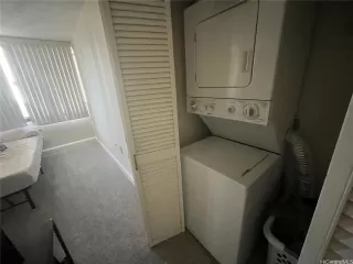 Photo #5: 202528370 Listing 