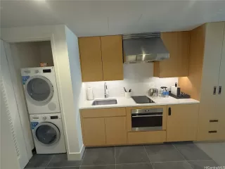 Photo #6: 202528385 Listing 