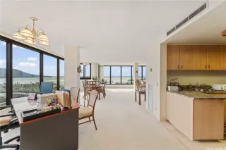 Photo #2: 202528389 Listing 