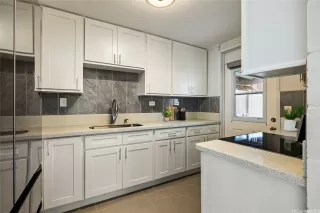 Photo #4: 202528394 Listing 