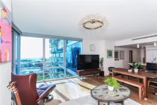 Photo #2: 202528406 Listing 