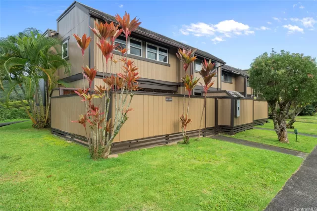 MLS: 202528424 Condo For Sale