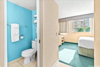 Photo #3: 202528438 Listing 