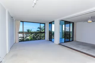 Photo #5: 202528439 Listing 