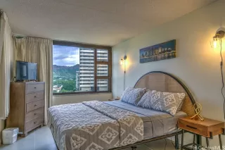 Photo #3: 202528449 Listing 