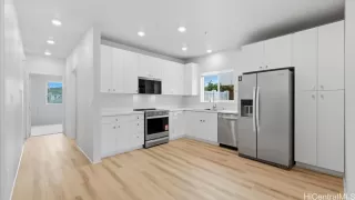 Photo #6: 202528456 Listing 