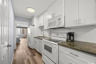 Photo #2: 202528466 Listing 