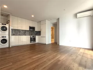 Photo #5: 202528476 Listing 