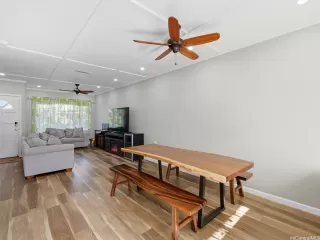 Photo #3: 202528483 Listing 