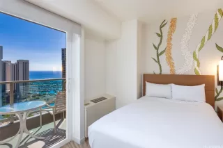 Photo #6: 202528490 Listing 