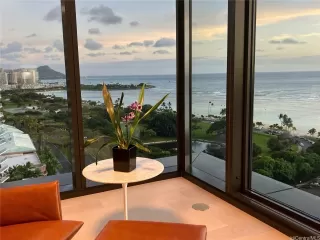 Photo #2: 202528506 Listing 