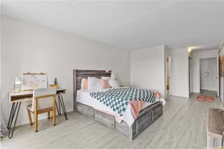 Photo #6: 202528521 Listing 