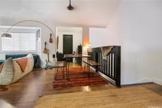 Photo #2: 202528556 Listing 