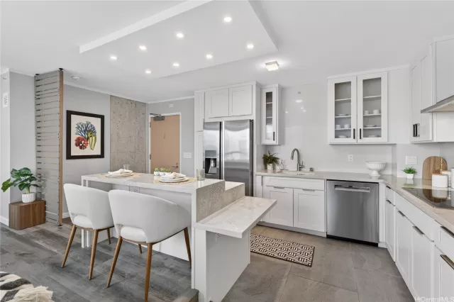 MLS: 202528557 Condo For Sale