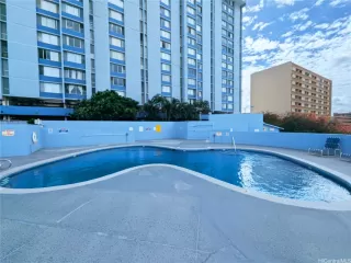 Photo #5: 202528566 Listing 