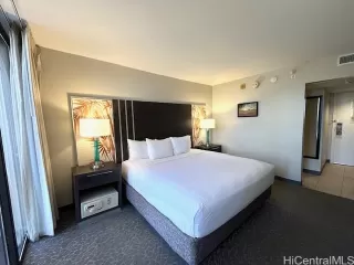 Photo #2: 202528574 Listing 