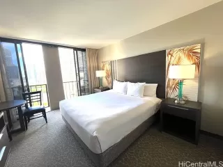 Photo #3: 202528574 Listing 