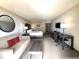 Photo #3: 202528583 Listing 