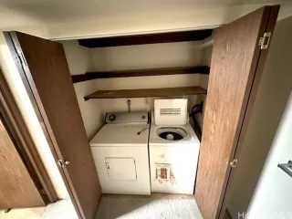 Photo #5: 202528586 Listing 