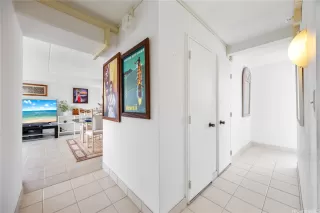 Photo #5: 202528591 Listing 