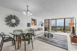 Photo #5: 202600028 Listing 