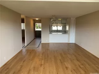 Photo #6: 202600037 Listing 